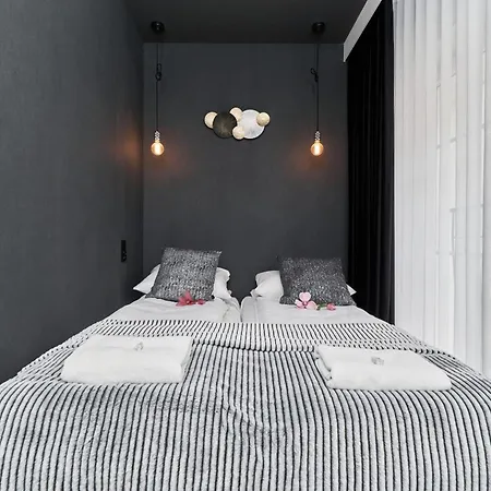 Stawowa By Renters Apartment